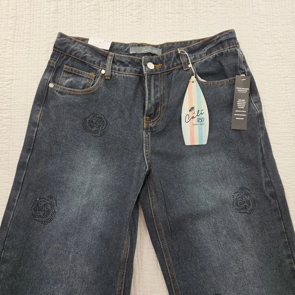 Cali 1850 Jeans Womens 9/29 Medium Wash Rhinestones NEW Wide Leg Relaxed NWT‎